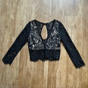 Black long sleeved crop top - size m